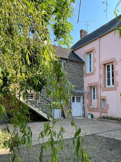 Les Maisons D'Aure: Le Studio Putanges Екстериор снимка